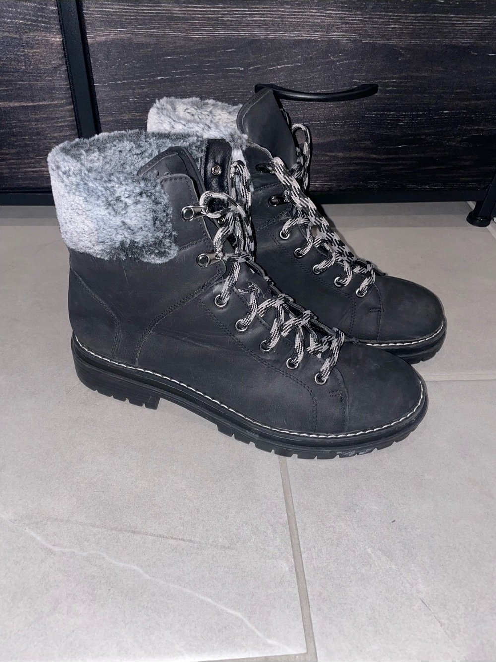 Time and Tru Black Lace-Up Faux-Fur Winter Boots